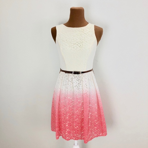 Jodi Kristopher Dresses & Skirts - Jodi Kristopher coral and cream lace ombré dress